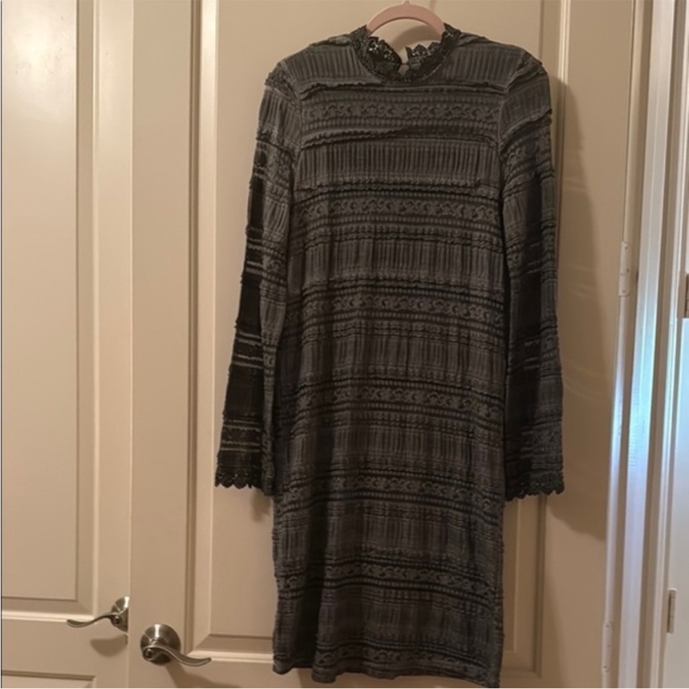 POL Elegant Dark Gray Fully Lined Lace &‎ Crochet Dress size smal